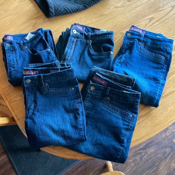 Gloria Vanderbilt (5 pair) - Picture 5 of 5